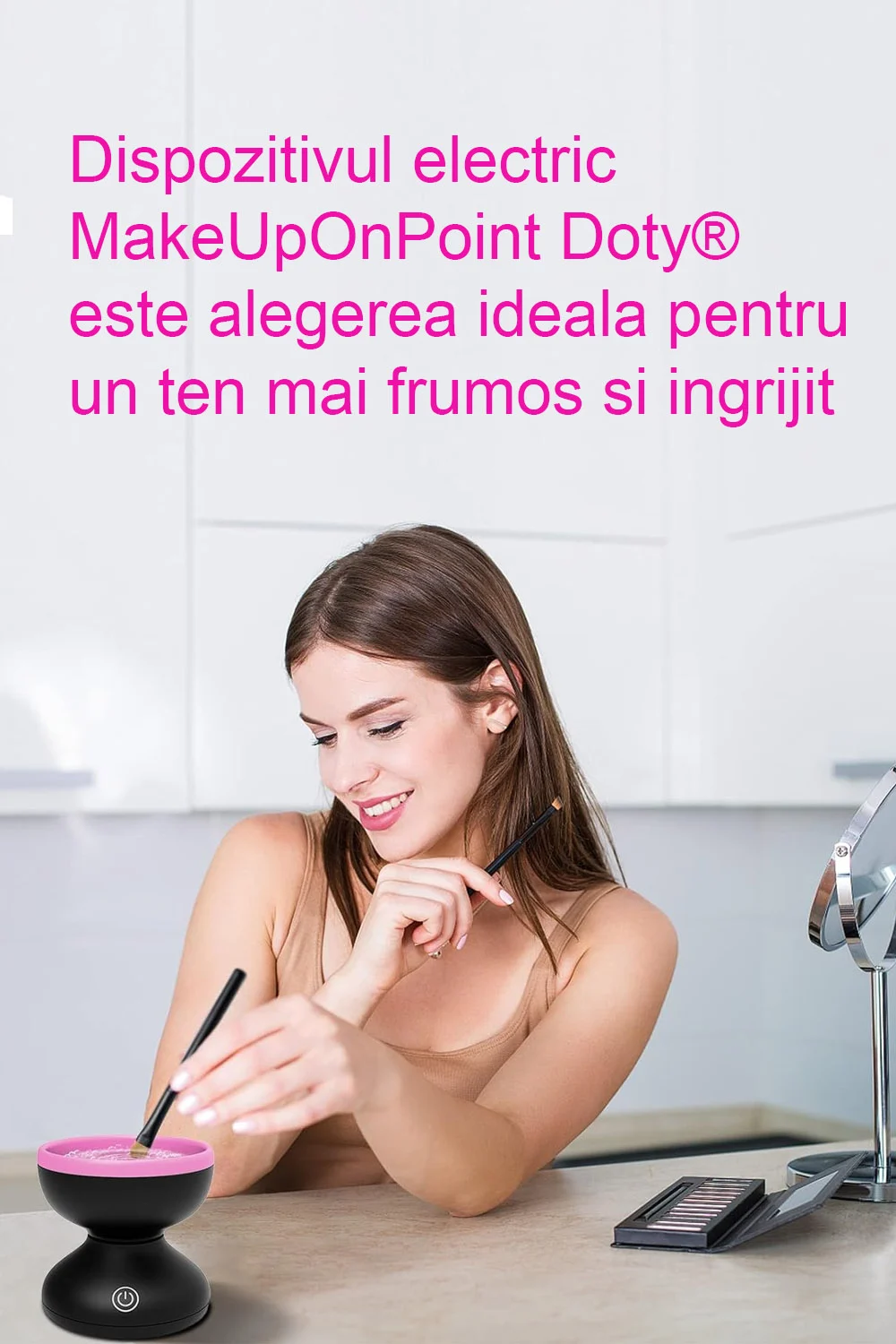 Dispozitiv electric pentru curatarea pensulelor de machiaj MakeUpOnPoint Doty®, silicon interior cu striatii, USB inclus, negru/roz – imagine 2