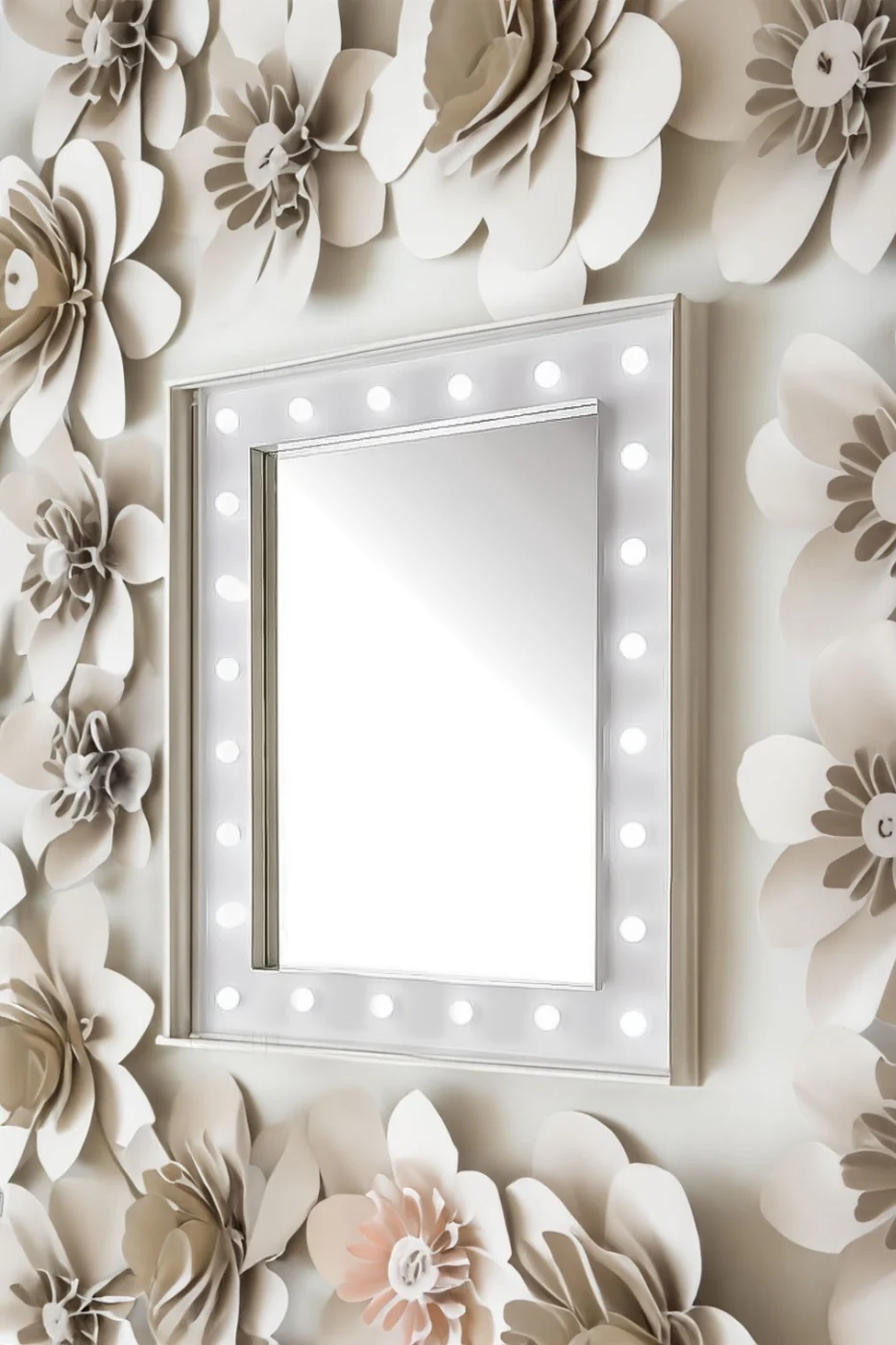 Oglinda Hollywood luminata 24 led-uri, Ilumineaza-ti frumusetea, 80×60 cm, lumina calda, alb, Doty® – prezentarea produsului